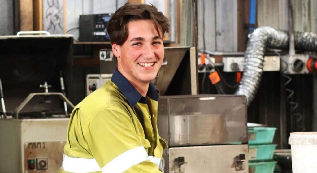 civil-construction-materials-testing-technician-laboratory-work